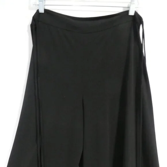 AB STUDIO | large | Capri Leggings With Decorative Double String Sides | USA - Picture 6 of 16